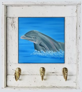 "Ocean Roamer" with Hooks